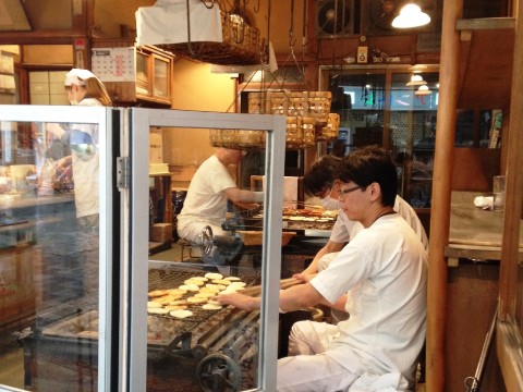 Enjoy to watch making something on the streets in Asakusa images