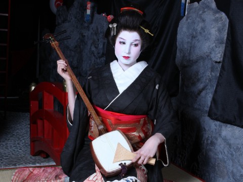 Geisha Makeover in Asakusa, Tokyo images