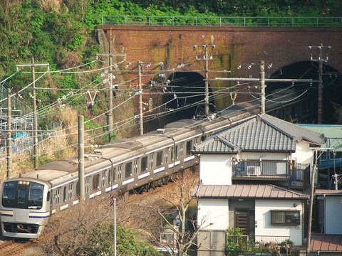 Go to Kamakura Using the Yokosuka Line in Japan images