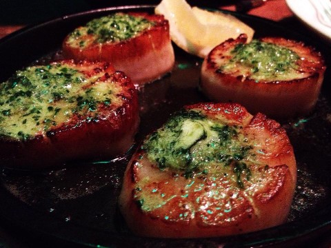 Oak Door Roppongi Hills (Grand Hyatt Hotel) also has lovely scallops images