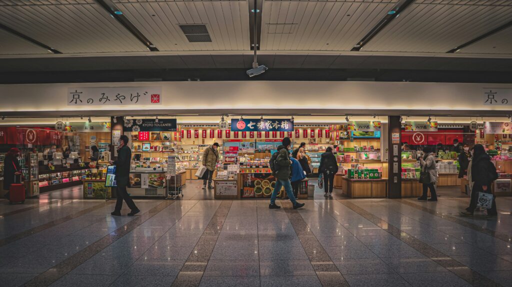 Japan's train system: The 8th Wonder of the World 5 breakify i0lTEe4vYKU unsplash
